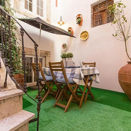 Апартаменты Bairro Alto Vintage By Homing *